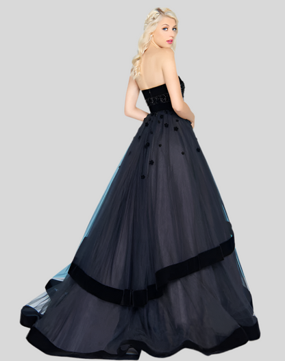 Mac Duggal